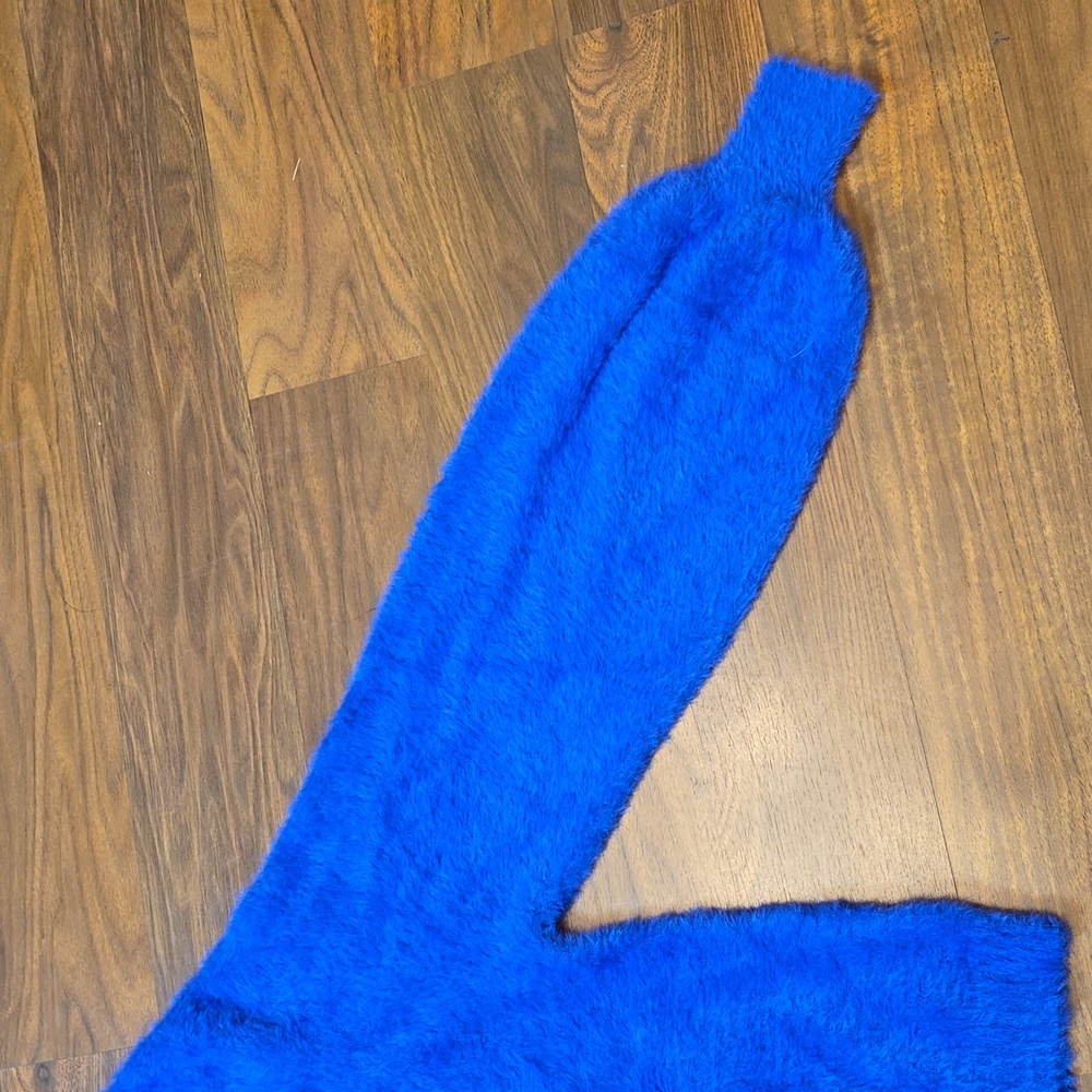 Southern Shirt Co Cropped Feather Knit Sweater - Dazzling Blue - Picture 6 of 9